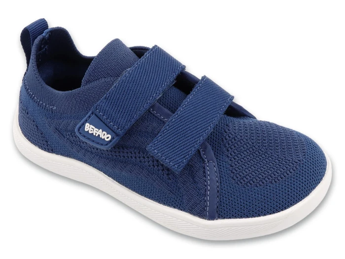 Buty Barefoot Befado na dwa rzepy – granatowa wersja z szerokim przodem i białą podeszwą