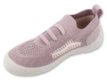 Pudroworóżowe kapcie slip-on dla dziewczynki HONEY Befado z lekką podeszwą i sportowym wzorem – widok z boku