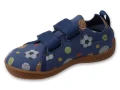 Buty barefoot do przedszkola dla chłopca Befado Sport z motywem piłek – widok z boku, anatomiczna podeszwa.
